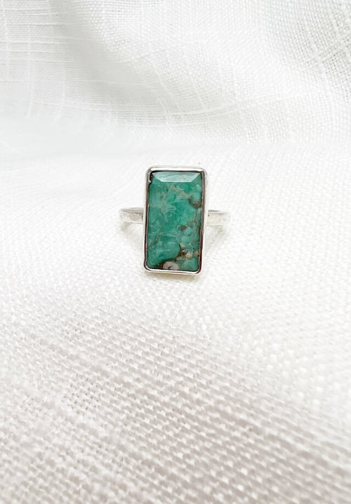 Broken Arrow Varisite Ring Size 8