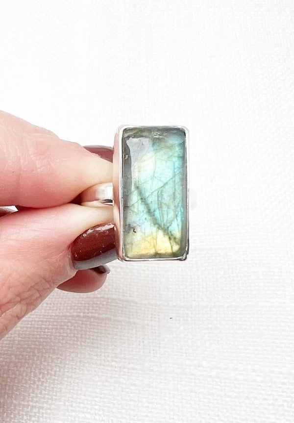 Labradorite Bar Ring Size 9